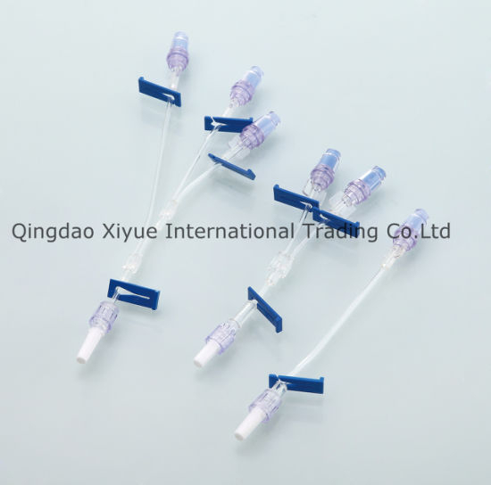 Infusion Set with Needleless Adapters Generally Pressure Needle Connection