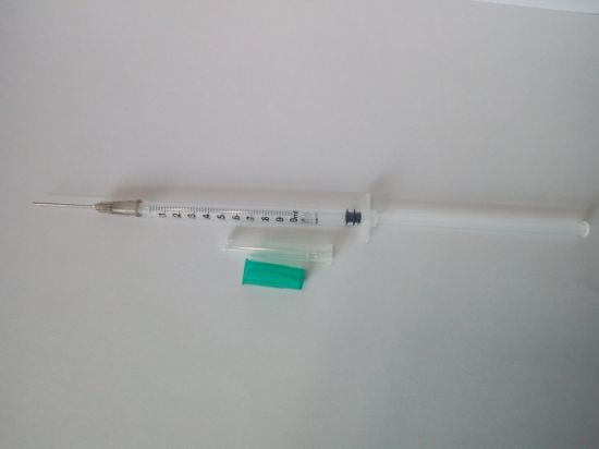 Disposable Medical Syringe with Needle