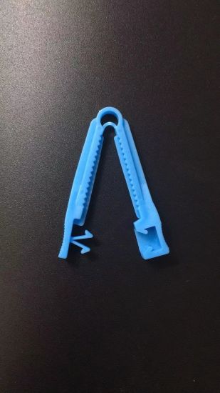 Medical Sterile Umbilical Cord Clamp Nylon Rope Cord Clamp Product